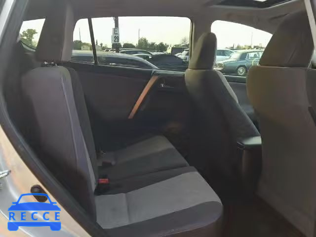 2015 TOYOTA RAV4 XLE JTMWFREV9FD069725 image 5