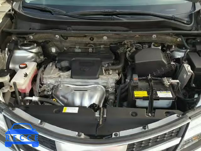 2015 TOYOTA RAV4 XLE JTMWFREV9FD069725 image 6