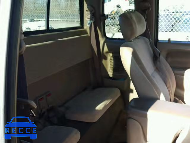 2001 TOYOTA TACOMA XTR 5TEWN72N41Z847117 image 5