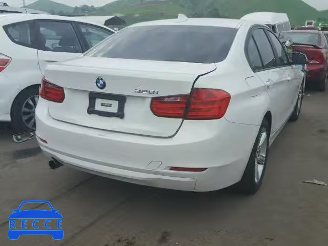 2015 BMW 320I WBA3B1G55FNT04884 Bild 3