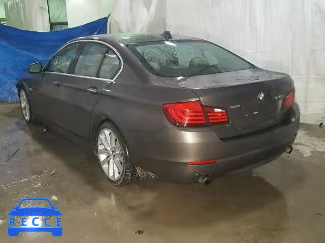 2013 BMW 535XI WBAFU7C58DDU71484 Bild 2