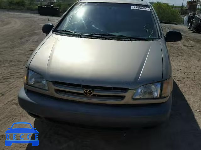 2000 TOYOTA SIENNA CE 4T3ZF19C0YU301738 image 8