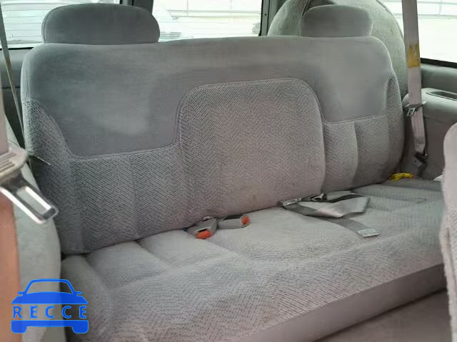 1996 GMC C1500 SUBU 3GKEC16R0TG514928 image 8