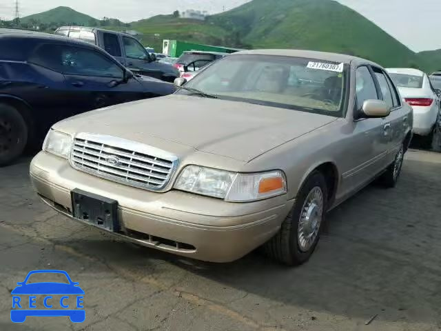2000 FORD CROWN VICT 2FAFP73W0YX147243 image 1
