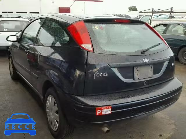 2004 FORD FOCUS ZX3 3FAFP31Z44R126085 image 2