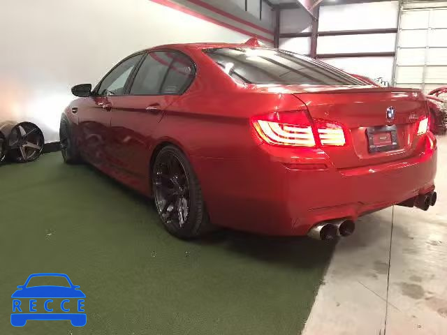 2013 BMW M5 WBSFV9C57DD095428 зображення 2