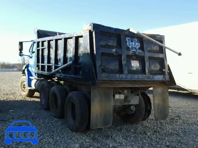 2003 STERLING TRUCK A9500 2FWBA3AS83AK40073 Bild 2