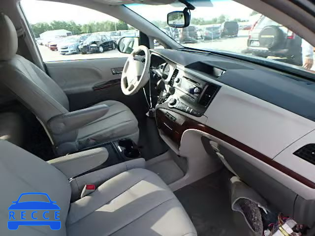 2014 TOYOTA SIENNA XLE 5TDYK3DC3ES502301 image 4