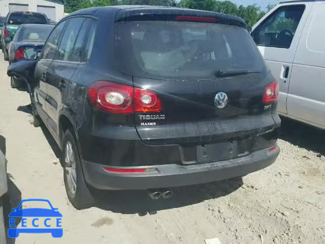 2011 VOLKSWAGEN TIGUAN S WVGCV7AX8BW501149 image 2