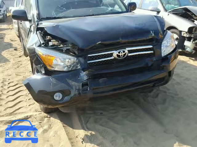 2007 TOYOTA RAV4 LTD JTMBD31V175081094 image 8