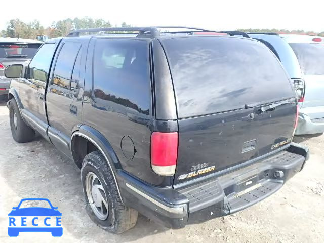 1999 CHEVROLET BLAZER 1GNDT13WXX2177868 Bild 2