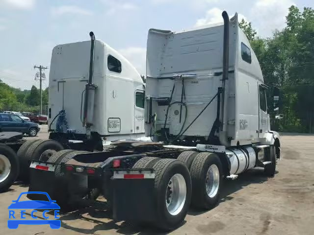 2011 VOLVO VNL 4V4NC9EHXBN297787 image 3