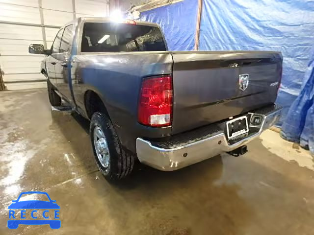 2015 RAM RAM TRUCK 3C6UR5CJXFG650944 image 2