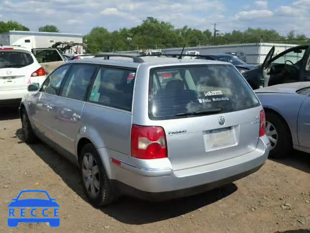 2002 VOLKSWAGEN PASSAT GLX WVWYH63B22E406086 Bild 2