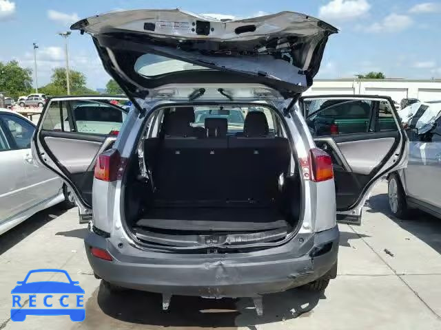 2015 TOYOTA RAV4 XLE 2T3WFREV4FW216570 image 9