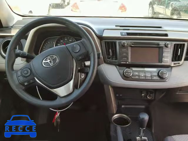 2015 TOYOTA RAV4 XLE 2T3WFREV4FW216570 image 8