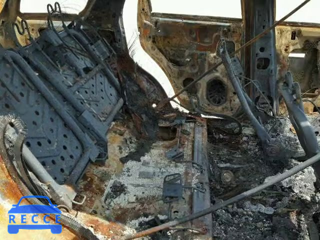 2010 FORD ESCAPE XLT 1FMCU0D76AKA10221 image 5