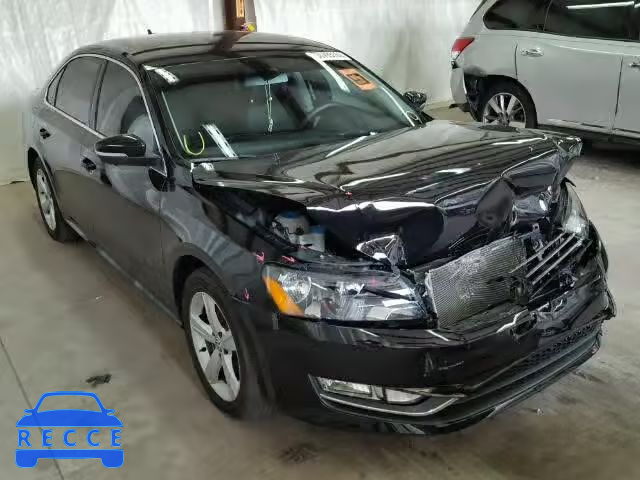 2015 VOLKSWAGEN PASSAT S 1VWAT7A38FC093397 image 0