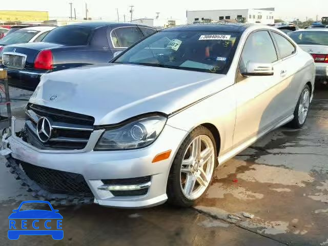 2014 MERCEDES-BENZ C250 WDDGJ4HB1EG184412 Bild 1