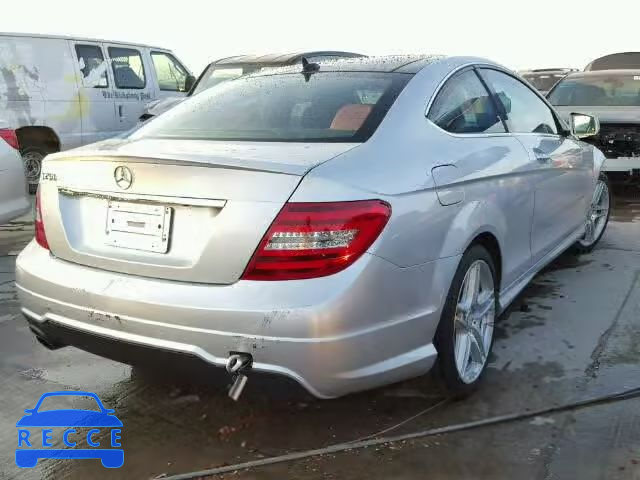 2014 MERCEDES-BENZ C250 WDDGJ4HB1EG184412 Bild 3