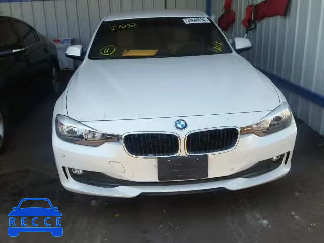 2014 BMW 320I WBA3B1C59EK135166 Bild 8