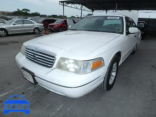 1998 FORD CROWN VICT 2FAFP74WXWX183114 image 1