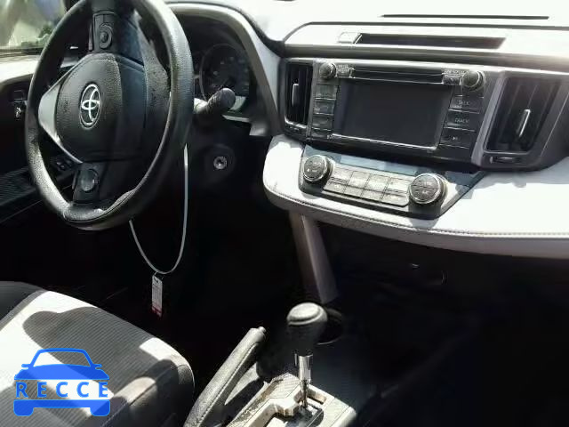 2015 TOYOTA RAV4 XLE JTMRFREV2FD113190 image 8
