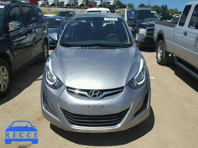 2016 HYUNDAI ELANTRA SE 5NPDH4AEXGH762230 зображення 8