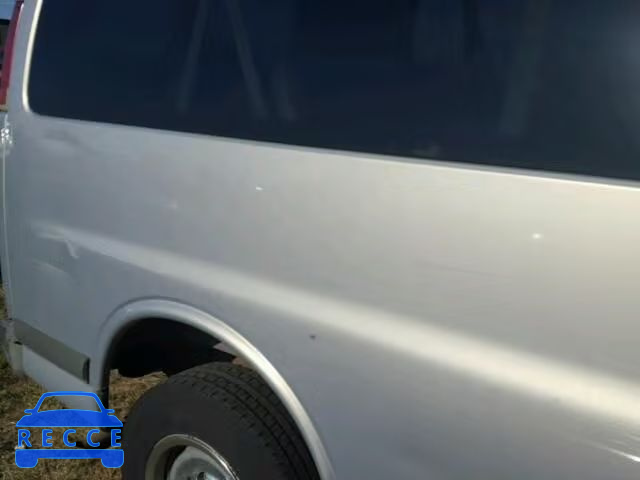 1998 CHEVROLET EXPRESS G2 1GAGG29R9W1058210 image 8