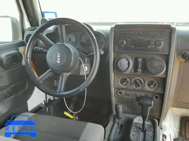 2007 JEEP WRANGLER X 1J4GA39157L140248 image 8