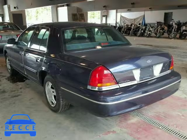 2000 FORD CROWN VICT 2FAFP73W5YX139638 image 2