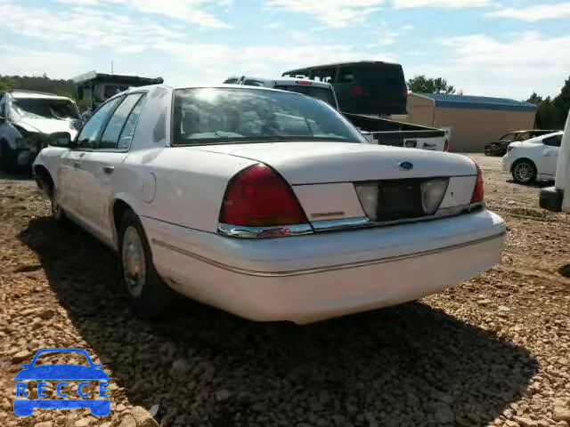 2002 FORD CROWN VICT 2FAFP73W92X147362 image 2