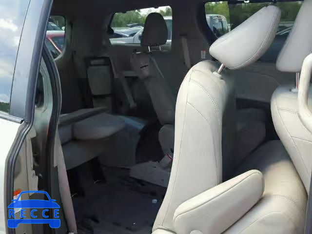 2015 TOYOTA SIENNA XLE 5TDYK3DCXFS542182 image 5