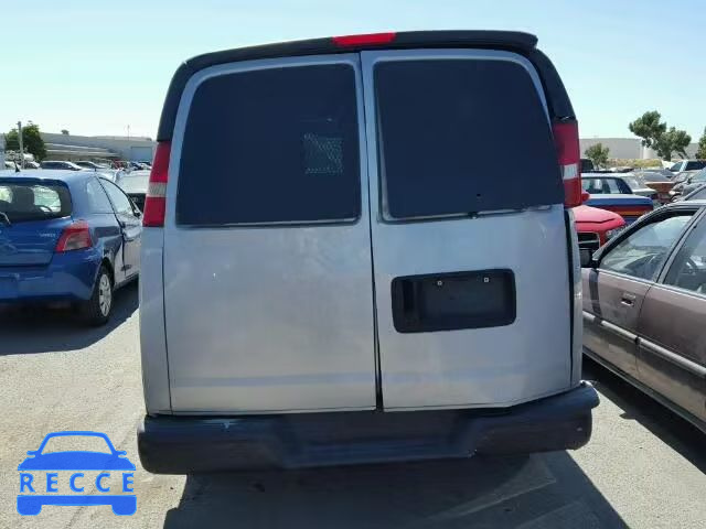 2007 GMC SAVANA G25 1GTGG29V571196560 image 8