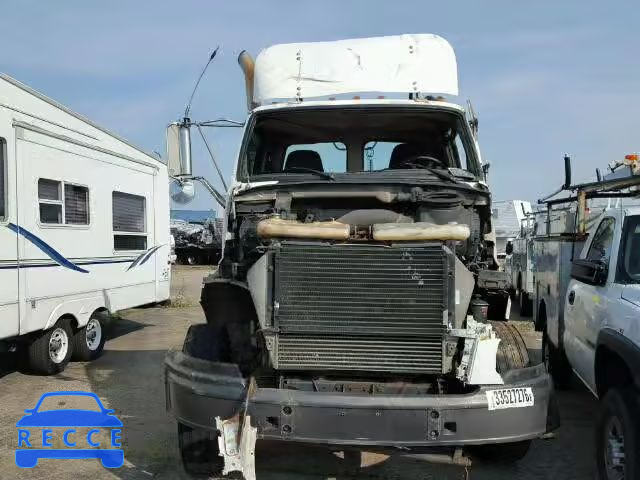 2000 STERLING TRUCK AT9500 2FWYHWEB3YAF10774 Bild 8