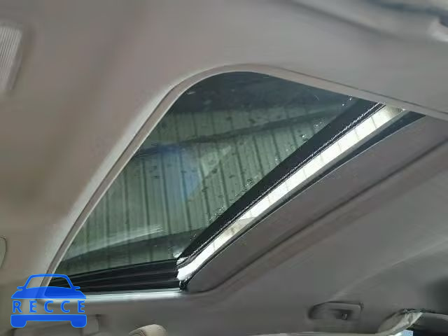 2015 TOYOTA RAV4 XLE JTMWFREV0FD069208 image 9