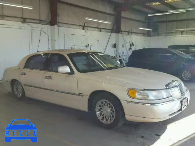 1998 LINCOLN TOWN CAR C 1LNFM83W0WY637764 image 0