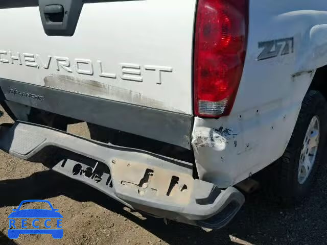 2005 CHEVROLET AVALANCHE 3GNEK12ZX5G275368 image 8