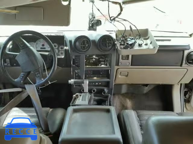 2003 HUMMER H2 5GRGN23U23H126956 image 8