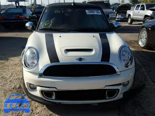 2011 MINI COOPER S WMWZP3C57BTX83442 image 8