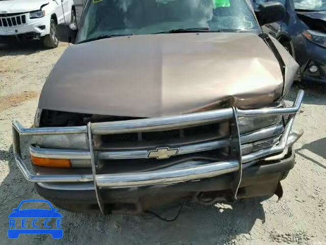 2002 CHEVROLET S10 1GCDT13WX2K139817 image 8