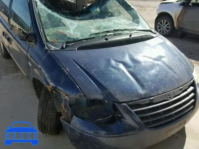 2005 CHRYSLER Town and Country 2C4GP54L05R373533 image 8