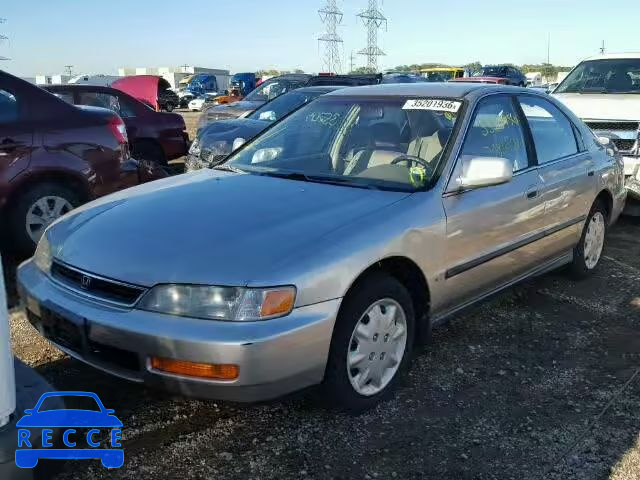 1996 HONDA ACCORD LX/ 1HGCD5630TA297514 Bild 1