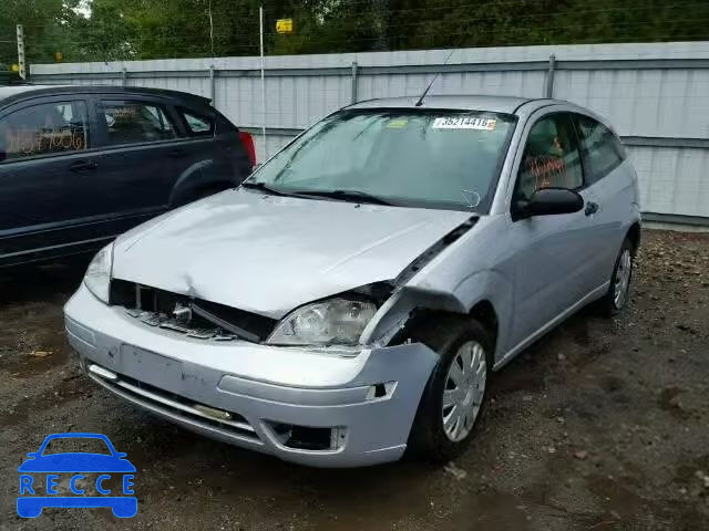 2007 FORD FOCUS ZX3 1FAFP31N77W263570 зображення 1