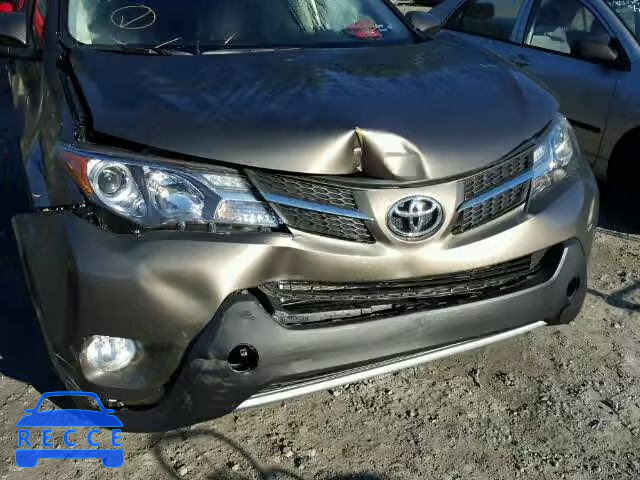 2014 TOYOTA RAV4 XLE JTMWFREV4ED039739 image 8