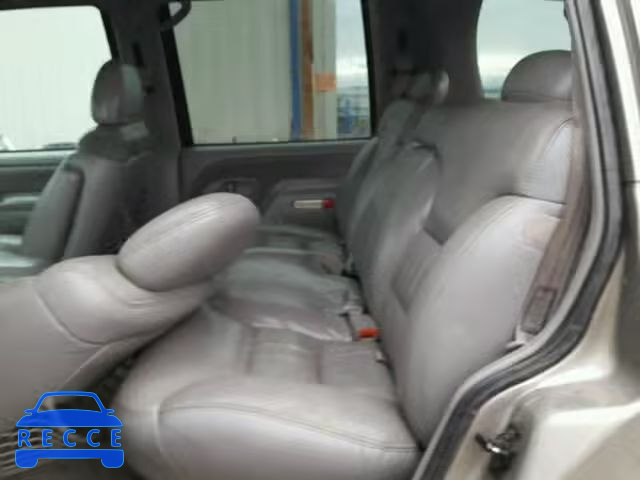 1998 CHEVROLET TAHOE K150 1GNEK13R9WJ315938 image 5