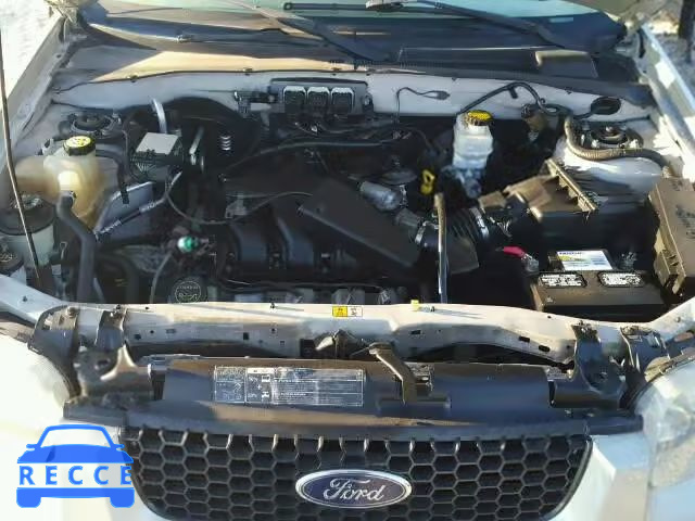 2005 FORD ESCAPE LIM 1FMCU94195KB03966 image 6