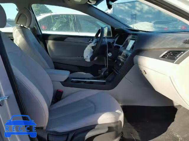 2016 HYUNDAI SONATA SE 5NPE24AF1GH303909 зображення 4