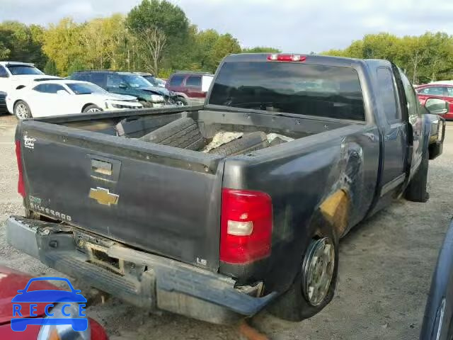 2011 CHEVROLET SILVERADO 1GCRCREA1BZ102961 image 3