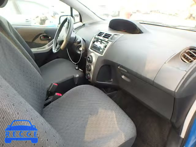 2009 TOYOTA YARIS JTDKT903495242997 image 4